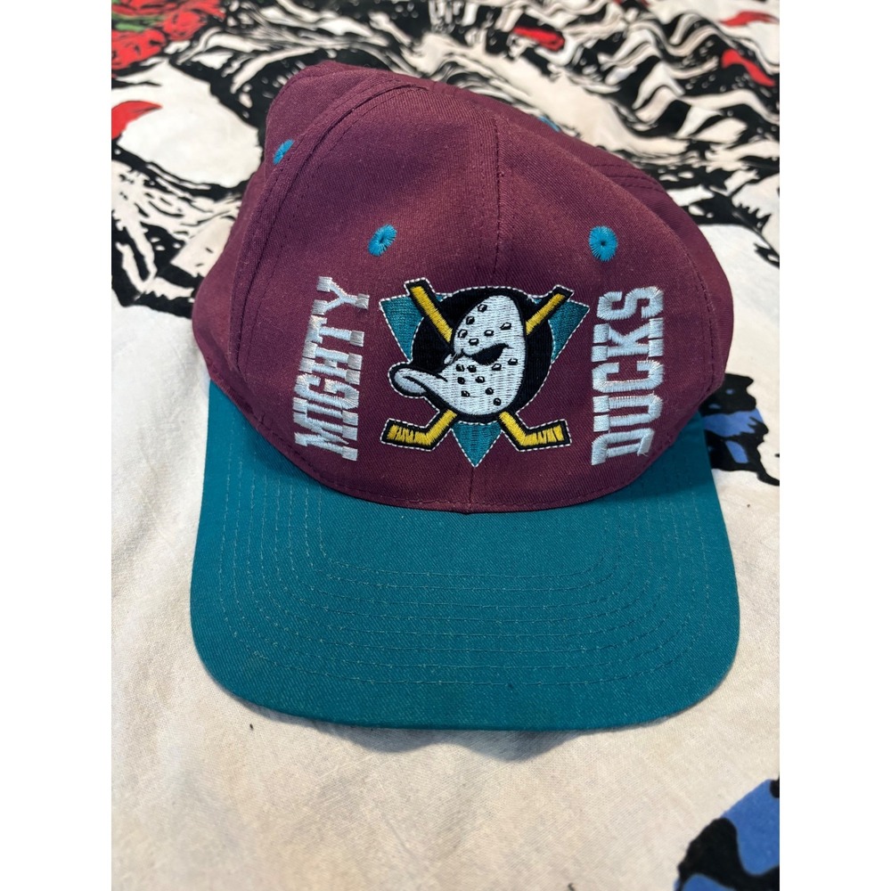 Vintage Mighty Ducks of Anaheim NHL Snapback Hat Maroon Teal Logo Cap
